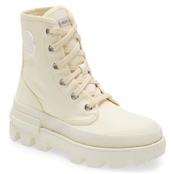 NIB $695 Moncler Pyla Water Repellent Bootie (Women) in White! - Picture 1 of 6
